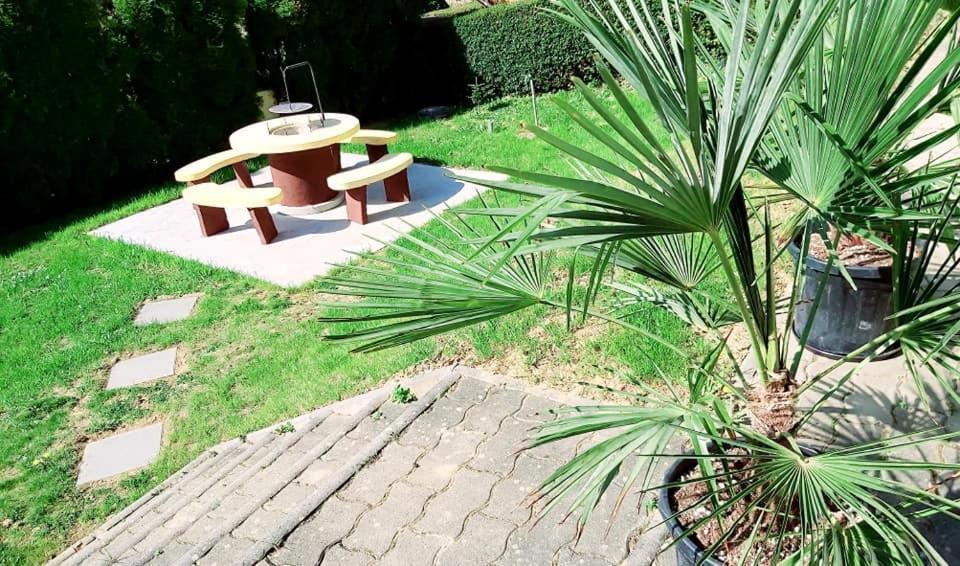 Mediterran Apartman Zalakaros Ngoại thất bức ảnh