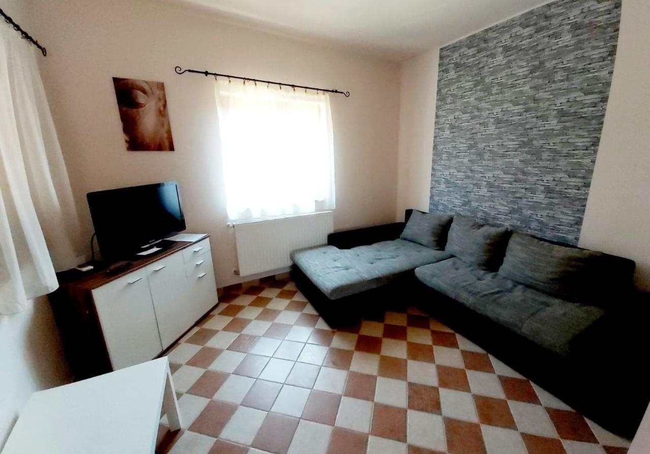 Mediterran Apartman Zalakaros Ngoại thất bức ảnh